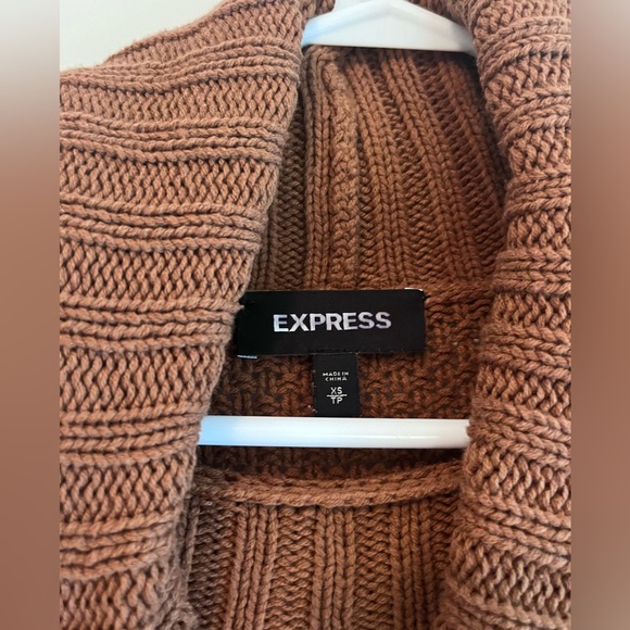 Express Turtleneck Sweater Size XS - Picture 2 of 4